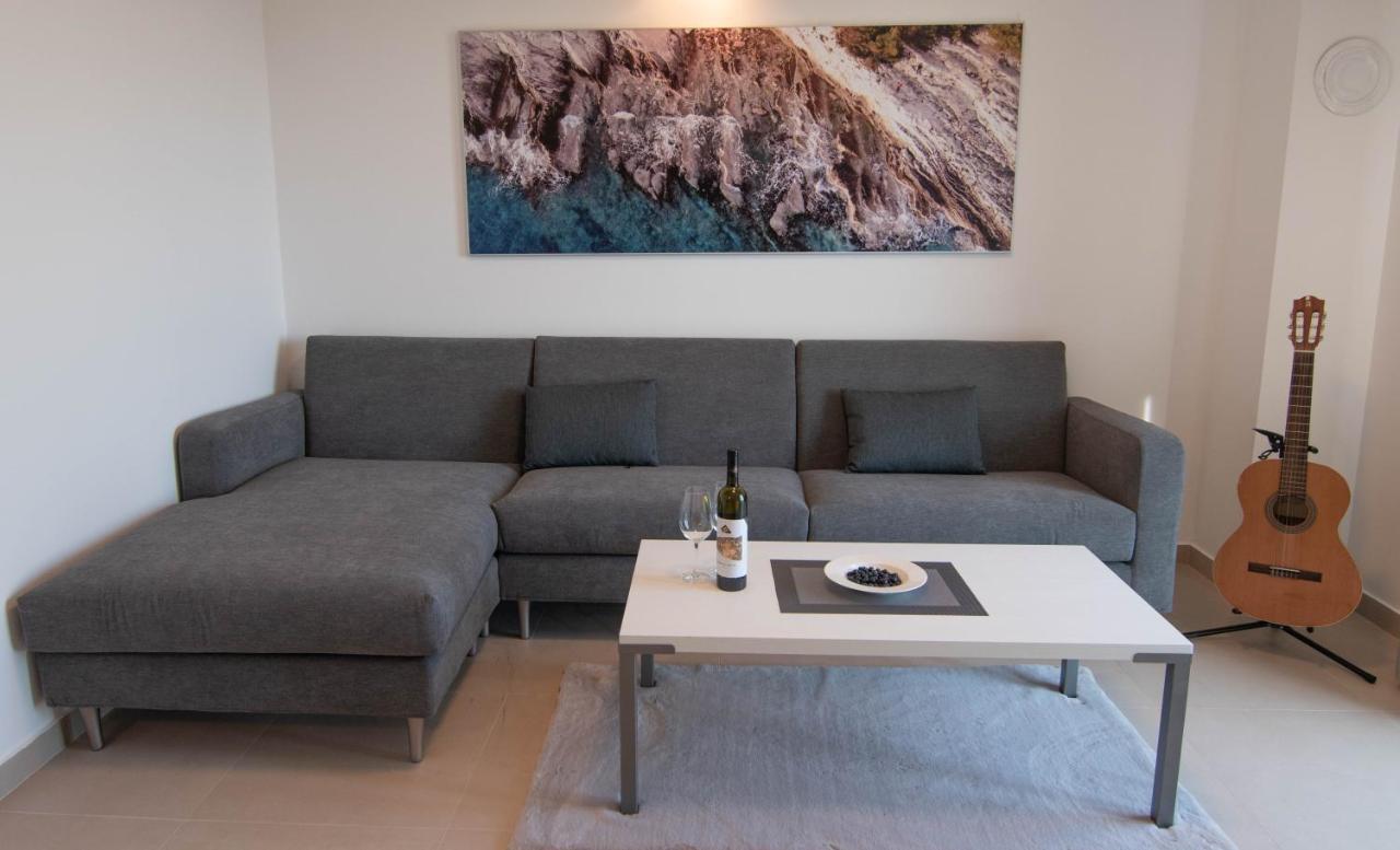 Luxury Apartment Faro With Sea View And Swimming Pool Премантура Экстерьер фото
